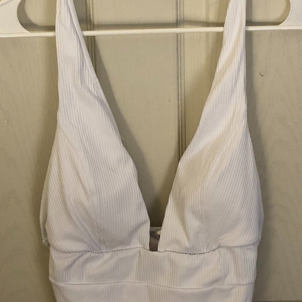 Andie The Sardinia One Piece in Ribbed White (Size XL) - Picture 4 of 7